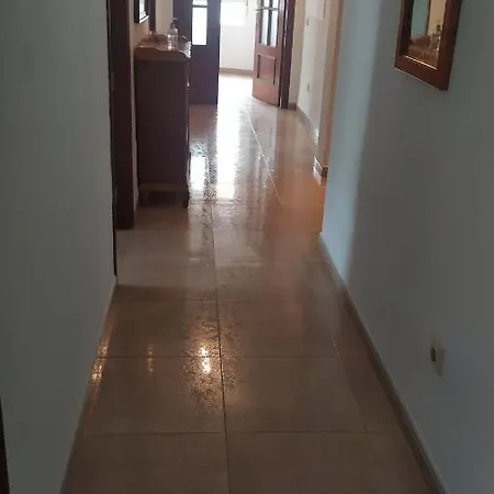 En Frente Del Puerto Privatunterkunft Almería